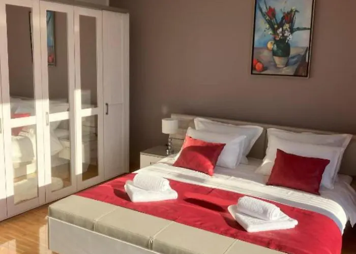 Beachfront Luxury With Private Pool & Stunning Sea Views Korčula