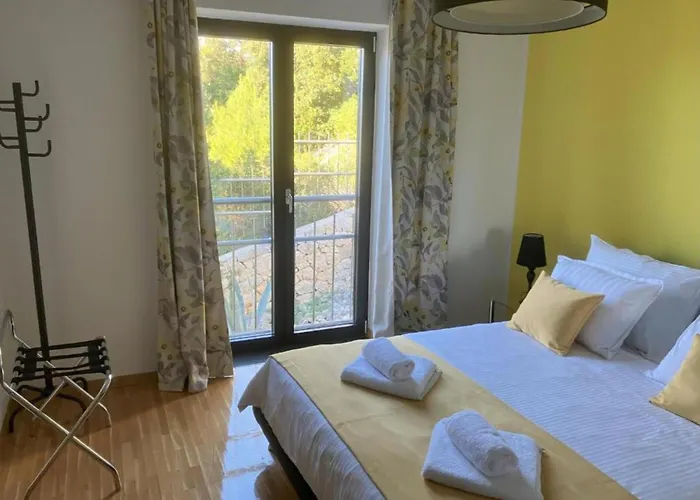 Beachfront Luxury With Private Pool & Stunning Sea Views Villa Korčula